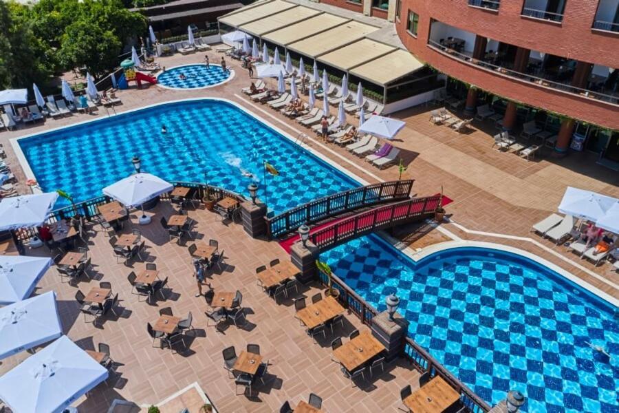 Noxinn Hotels Club Ultra All Inclusive Konaklı Extérieur photo