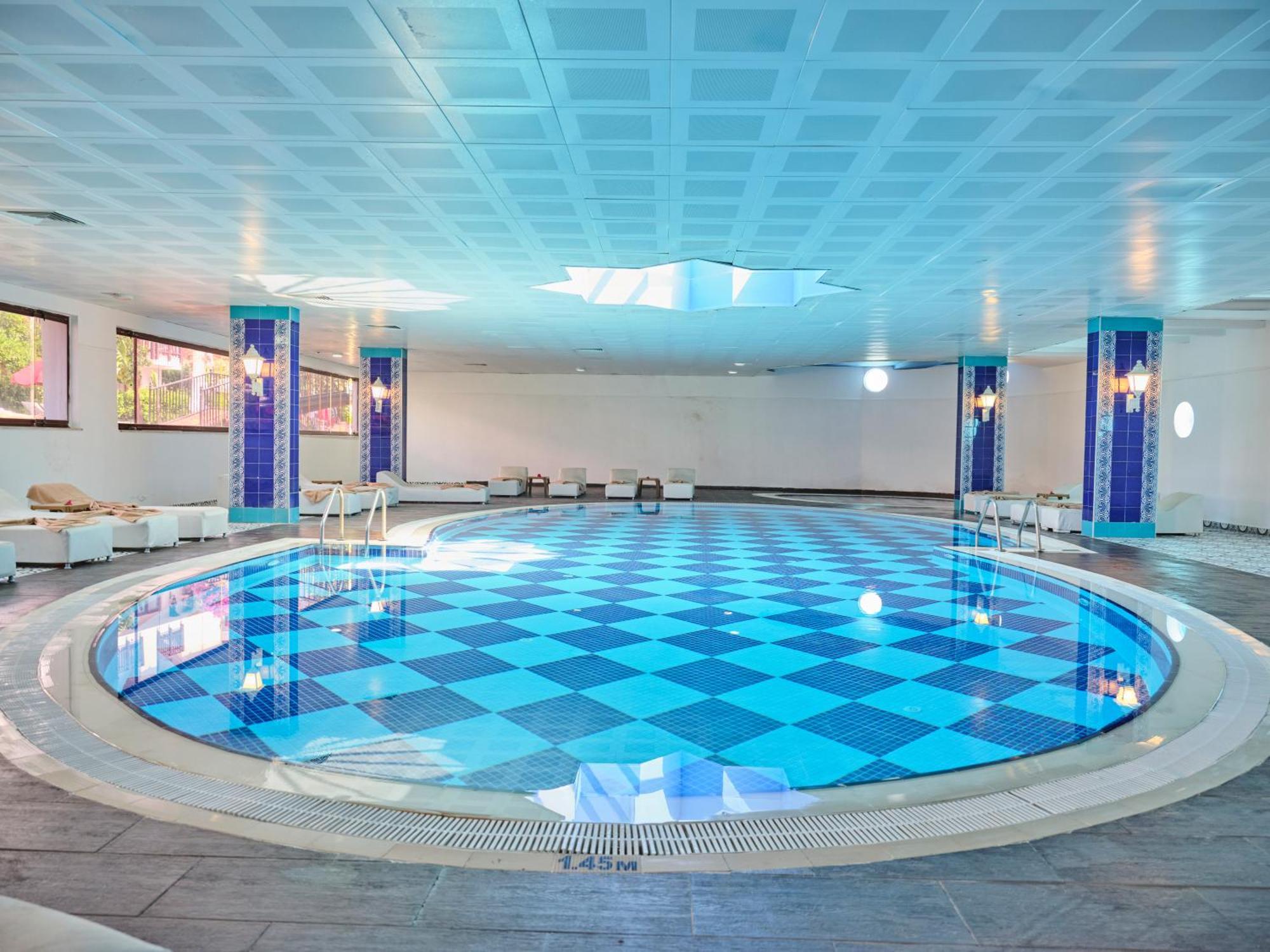 Noxinn Hotels Club Ultra All Inclusive Konaklı Extérieur photo