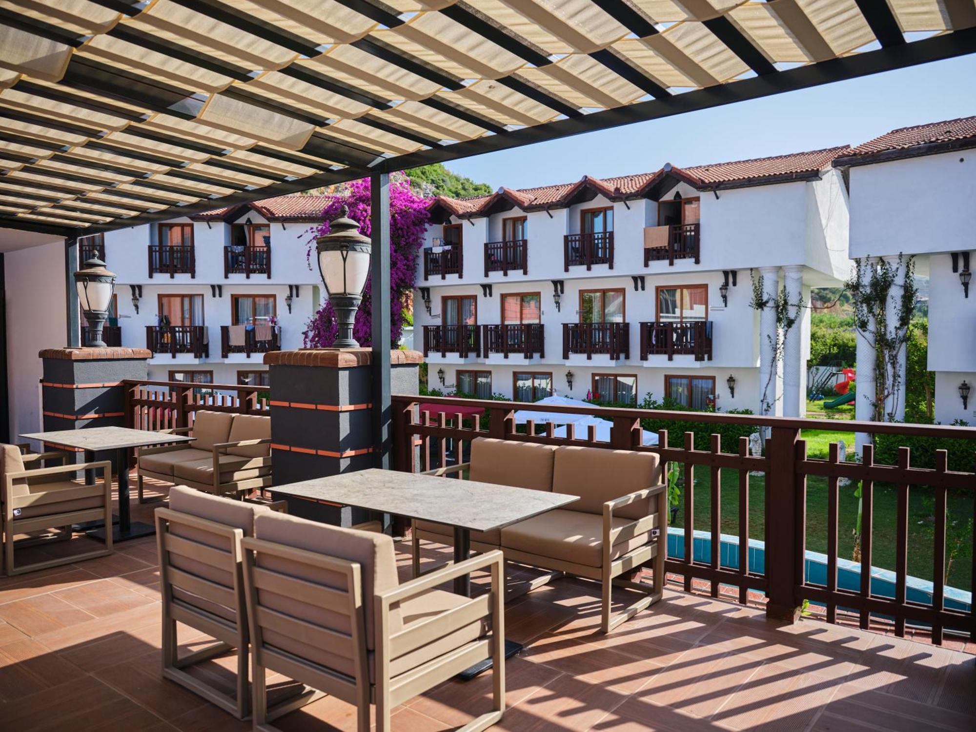 Noxinn Hotels Club Ultra All Inclusive Konaklı Extérieur photo